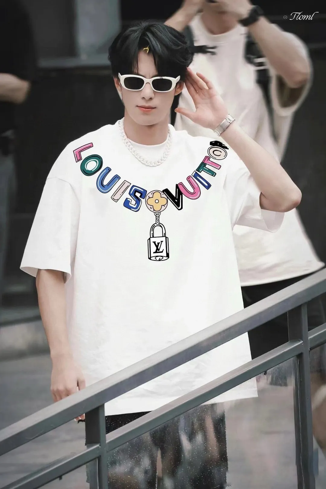 Louis Vuitton/Louis Vuitton 24ss color necklace pendant short sleeves